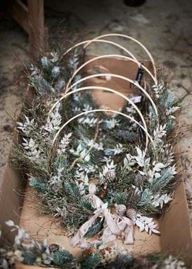 neptune-wreathes-by-passion-2019_019