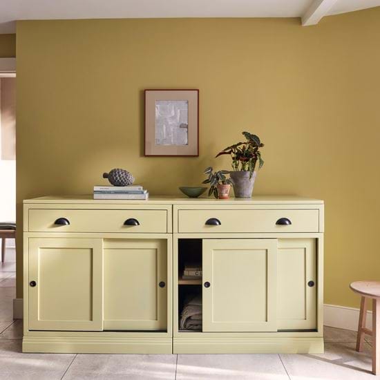 CHAWTON_SIDEBOARD_SHOT01_0018_MASTER_L
