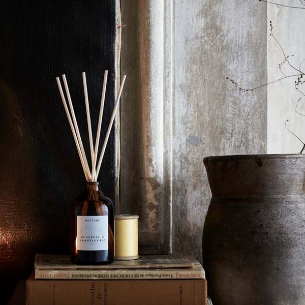 BLUEBERRY_&_HONEYSUCKLE_CANDLE_DIFF_002