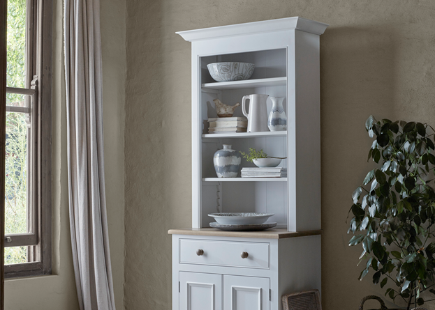 SS18_CHICHESTER_DRESSER_021_A_v1 _CotswoldRT