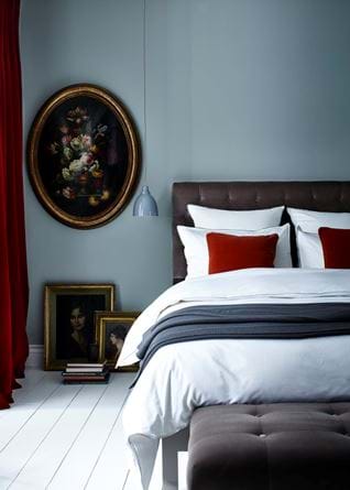 Georgian Townhouse Bedroom Velvet Light Blue & Cranberry