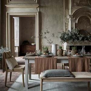 EASTER_DINING_MAIN_LS_018