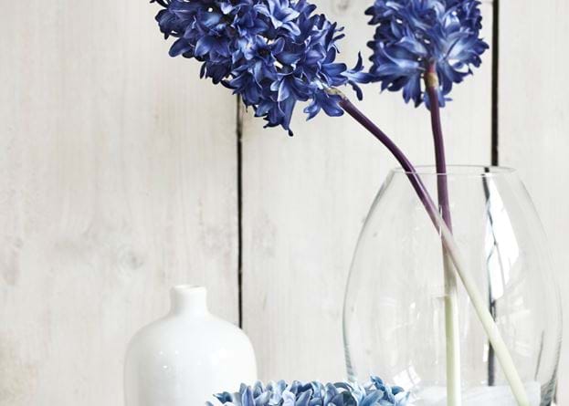 dulwich medium glass vase