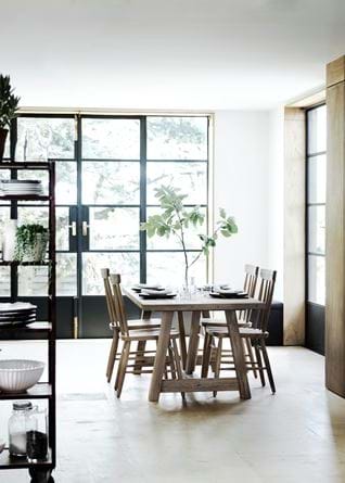 Arundel Oak Dining Table
