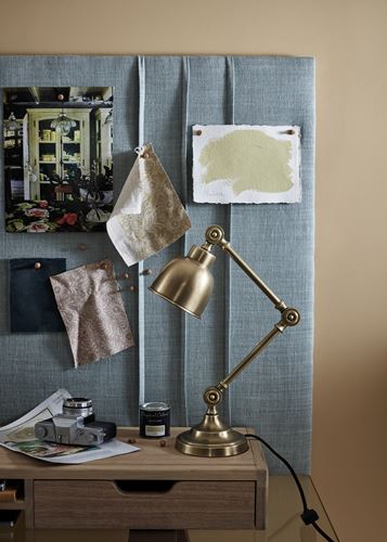 HOMEMADE PINBOARD_HARRY MINERAL