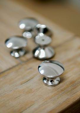 Bespoke paint service details 13