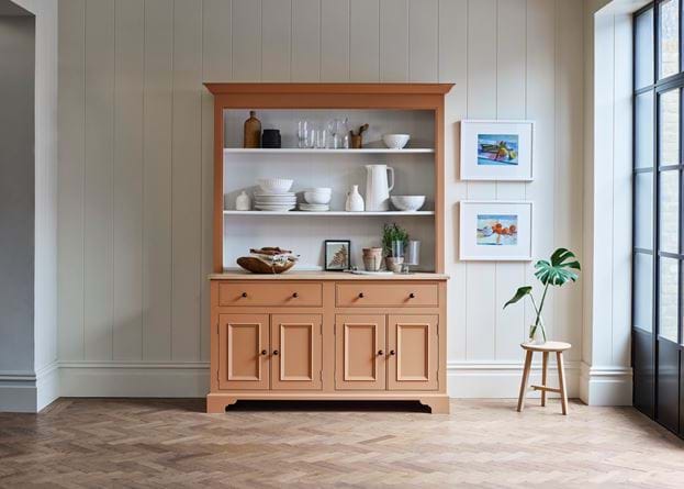CHICHESTER_DRESSER_01_091_SQUARE_CROP