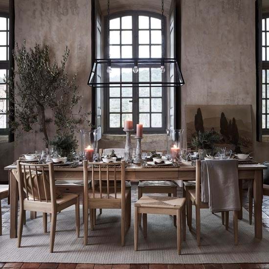 MORTON_DINING_LS_033_CLOSED_OFF