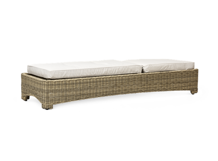Murano_Sunlounger_3Quarter3_Flat