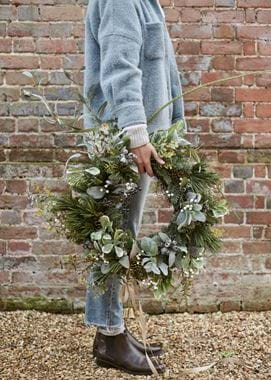 POPPY STURLEY WREATH_02