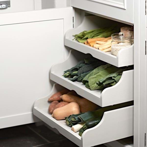 Chichester Kitchen Details_06 Veg Drawer 2