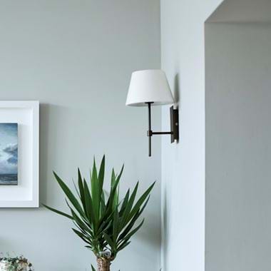 Hanover Bronze Wall Light