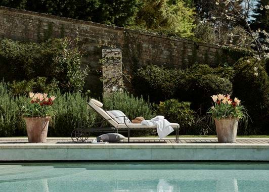 CHELTENHAM_SUNLOUNGER_1_LANDSCAPE_008_HERO