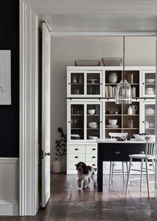 AW19_CHAWTON_INK_KITCHEN_001_056_DOG_2 retouched WoF