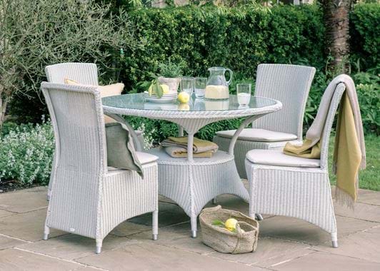 SS20 CHATTO 4S TABLE & CHAIRS_4