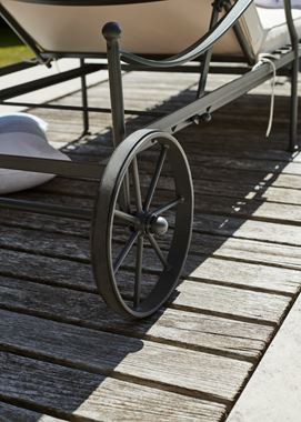 CHELTENHAM_SUNLOUNGER_DETAILS_058_Retouched_WoF