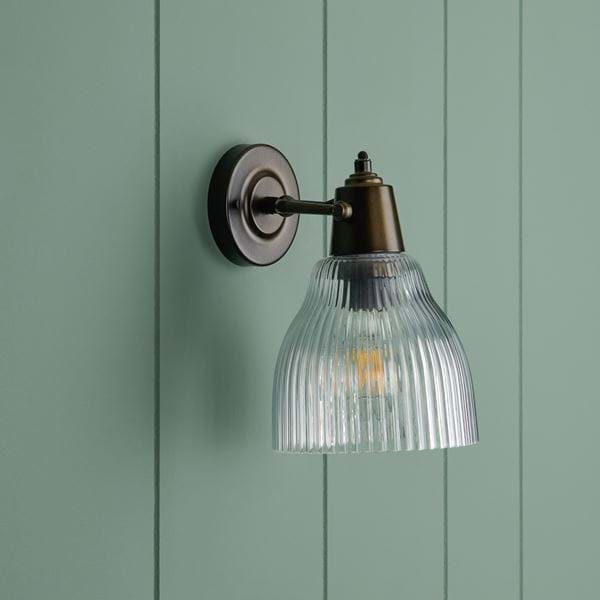 WEB_extended_Shaftsbury Single Spotlight Bronze