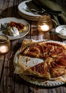 Bonfire night - Toffee apple tart