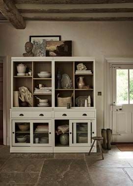 CHAWTON_CURIOSITY_CUPBOARD_PORTRAIT_040_AD_V2