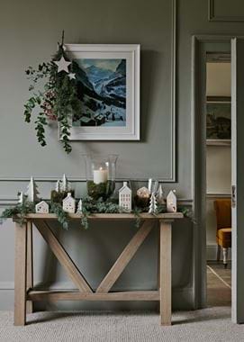 CASTLETONE VILLAGE_CONSOLE STYLING