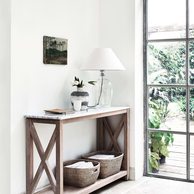 HERSTON_CONSOLE_TABLE_010