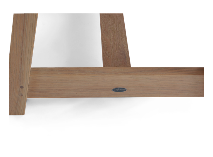 Arundel 245 Rectangular Table_Natural Oak_Detail 1