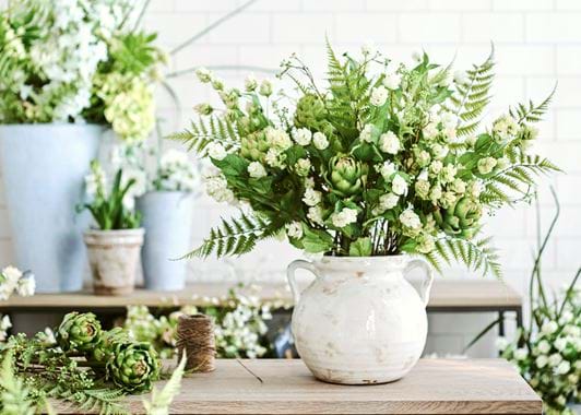 STORIES_HANNAH_REDMAN_FLOWERS_860_TALL2