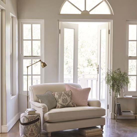 SS18_OLIVIA_LOVE_SEAT_012_A_v2