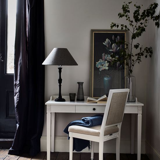 LARSSON_DRESSINGTABLE_010