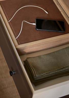 AW20_ElectronicsDraw_480