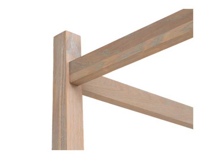 073 Wardley Four Poster Chalked Oak Detail 01