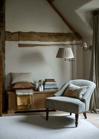 SS20_Audery_Chair_Chloe_Moss_023
