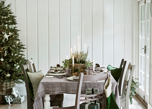XMAS19_DINING_01_RT