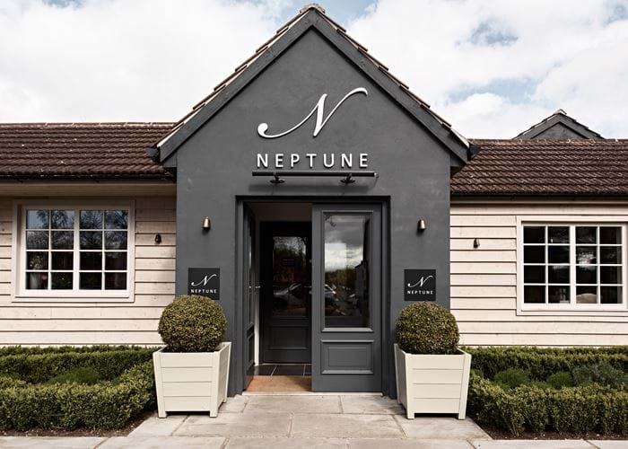 Neptune_York_Showroom_01