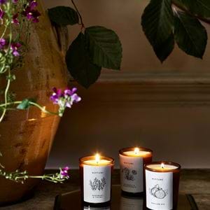 TRIO_OF_CANDLES_013