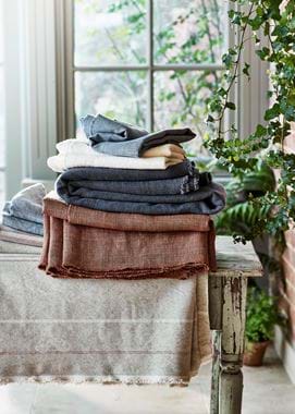 Seasonal fabric stack SS19