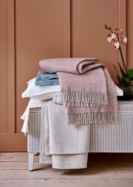 Montague Storage Box_Bed Linens