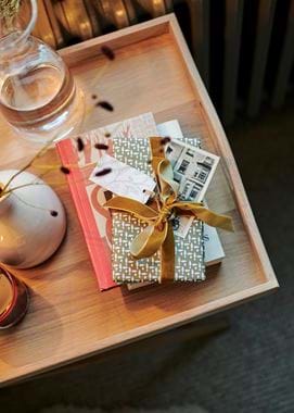 CHRISTMAS_GUEST BEDROOM_BEDSIDE_041