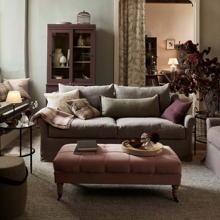HERO_MAIN_LIVING_LONG_ISLAND_SOFA_P_017_retouched