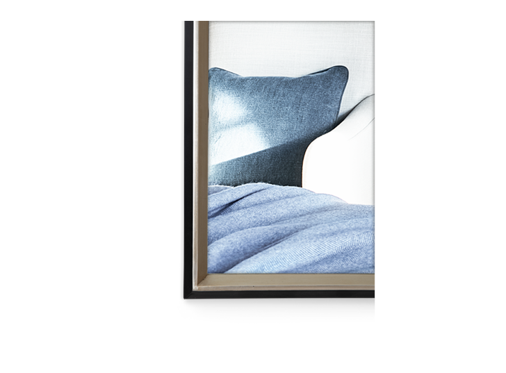 Avington mirror large_corner