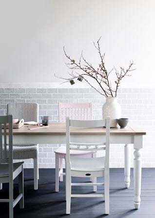 SUFFOLK_TABLE_085