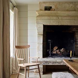 WARDLEY_CARVER_CHAIR_OAK_012_HERO