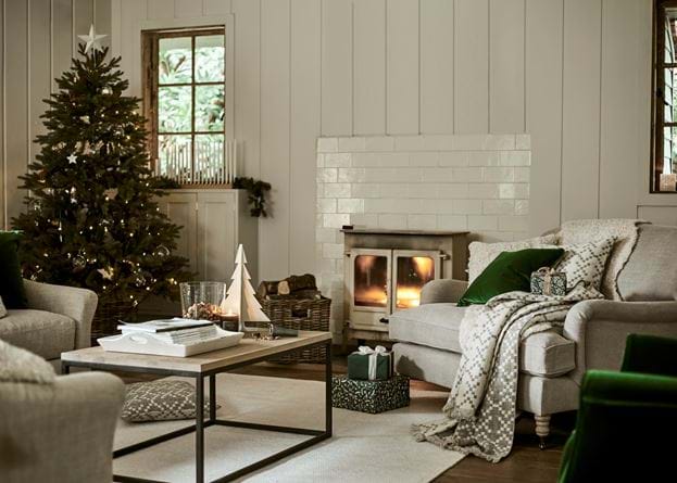 Carter fireside Christmas tree