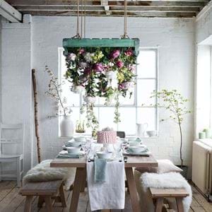 EASTER_DINING_LIGHTER_049