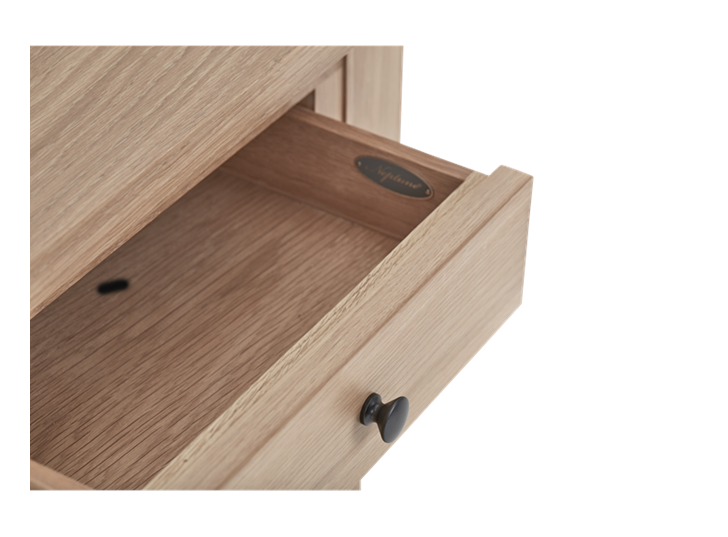 Henley Console Detail_04