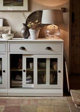 CHAWTON_GLAZED_DRESSER_DETAIL_008