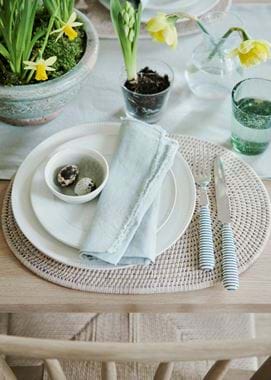 Ashcroft Placemat_Easter Table Styling