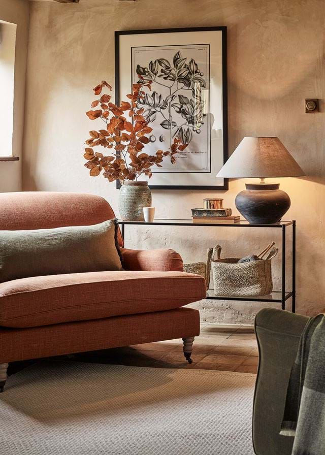 LIVING_OLIVIA_LOVESEAT_&_MATILDA_ARMCHAIR_LANDSCAPE_025