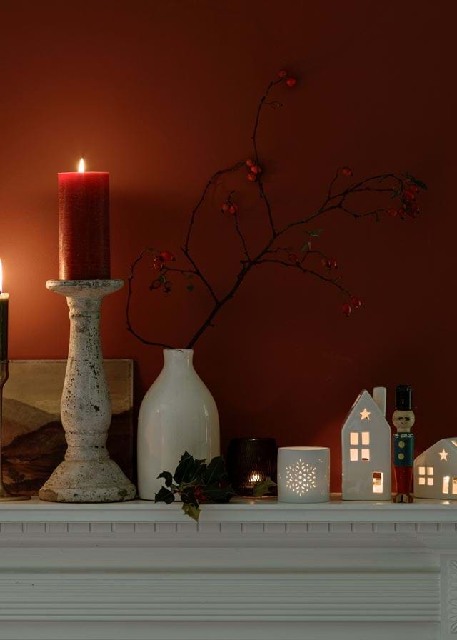 Christmas mantle shelf