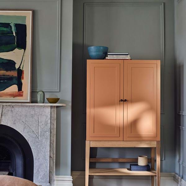 Ardingly Dressing Table_with shelf 01